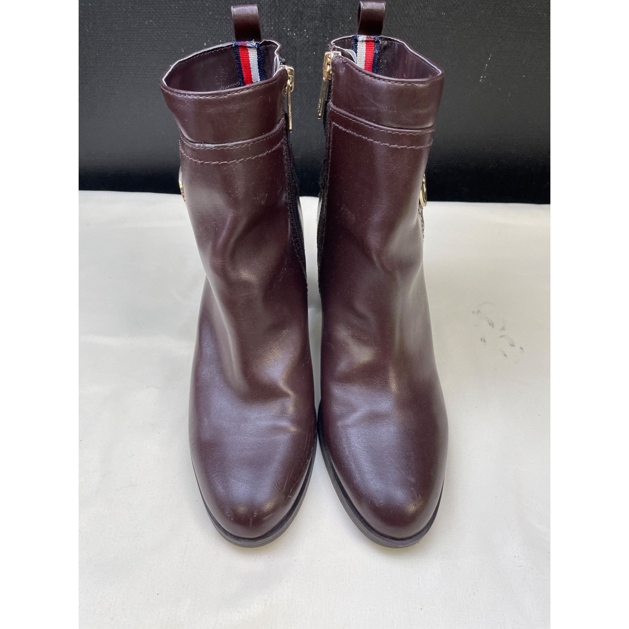 Tommy Hilfiger Tommy Hilfiger Women's Brown Ankle Shoes/Boots Heel 3.25" Si Size US 8 / IT 38 - 2 Thumbnail