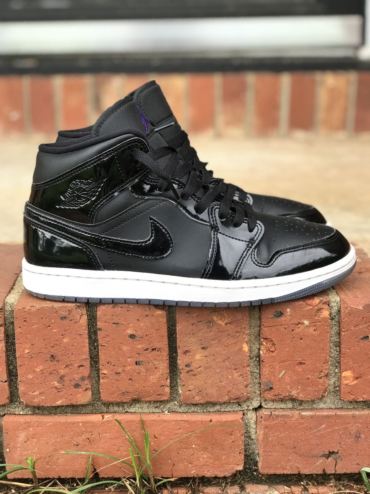 Air jordan 1 mid size 8.5 online