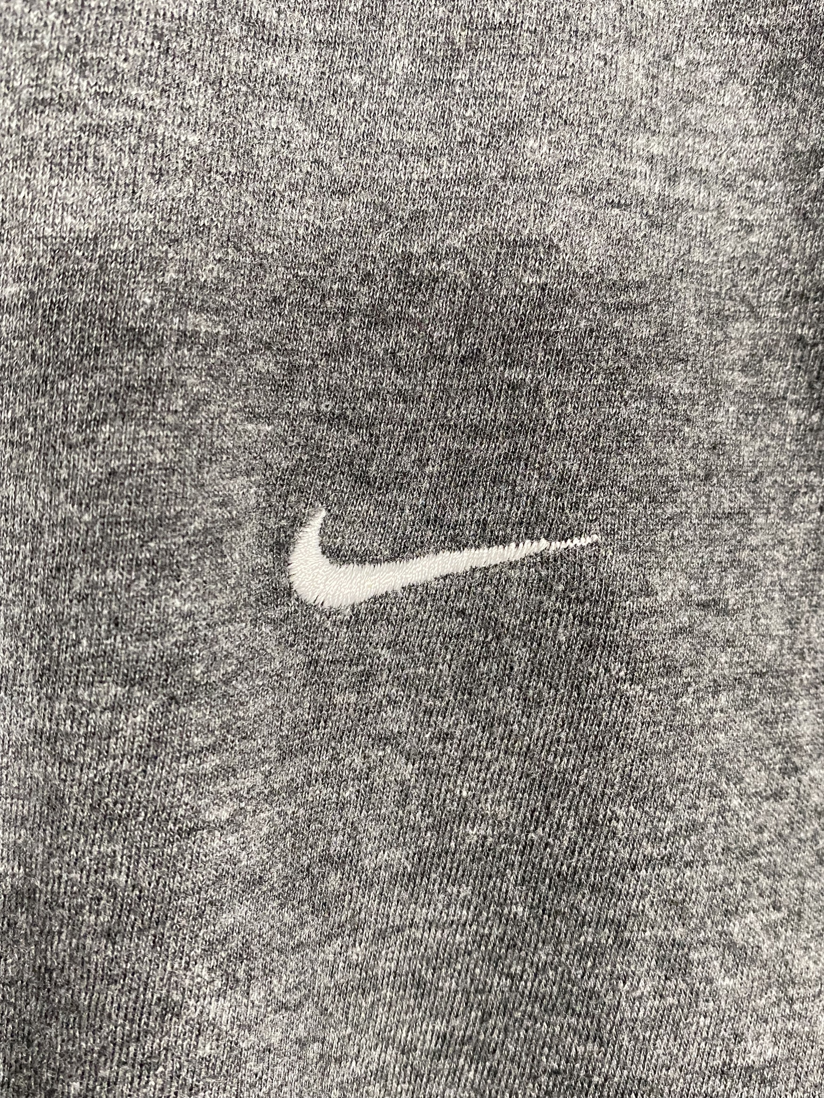 Nike 2007 Nike Undefeated 'The Point' Event Shirt Size L Size US L / EU 52-54 / 3 - 3 Thumbnail