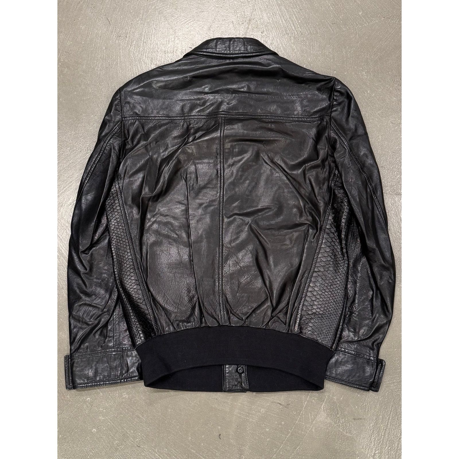 Saint Laurent Paris 2000s Yves Saint Laurent by Tom Ford python bomber jacket Size US S / EU 44-46 / 1 - 7 Thumbnail