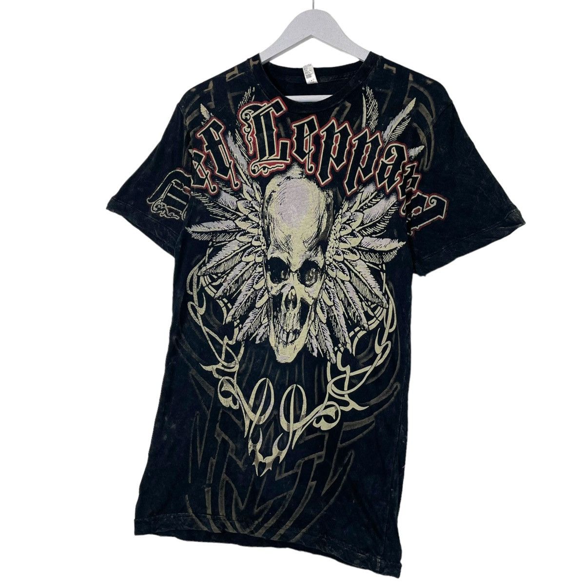Band Tees 💥DEF LEPPARD ROCK BAND OVERPRINT TSHIRT Size US L / EU 52-54 / 3 - 2 Thumbnail