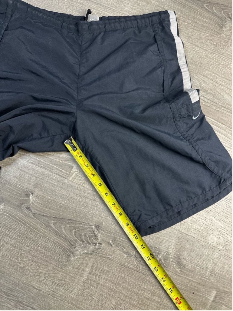 Nike Vintage Y2K Nike Shorts Black 32 waist Size US 32 / EU 48 - 6 Thumbnail