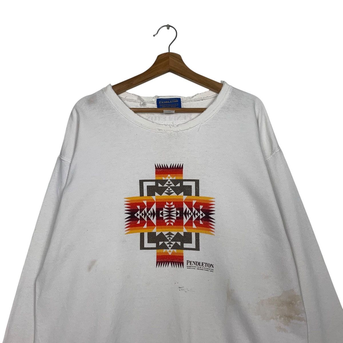 Pendleton Vintage Pendleton Big Logo Distressed Sweatshirt Size US L / EU 52-54 / 3 - 2 Thumbnail