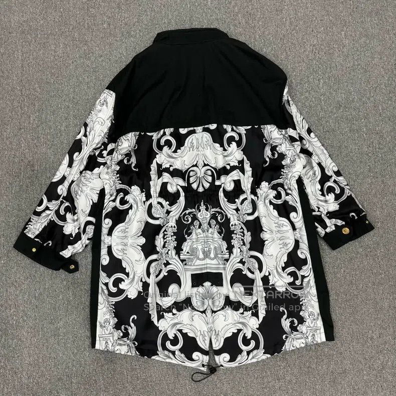 Versace Versace Baroque style trench coat Size US XS / EU 42 / 0 - 2 Thumbnail