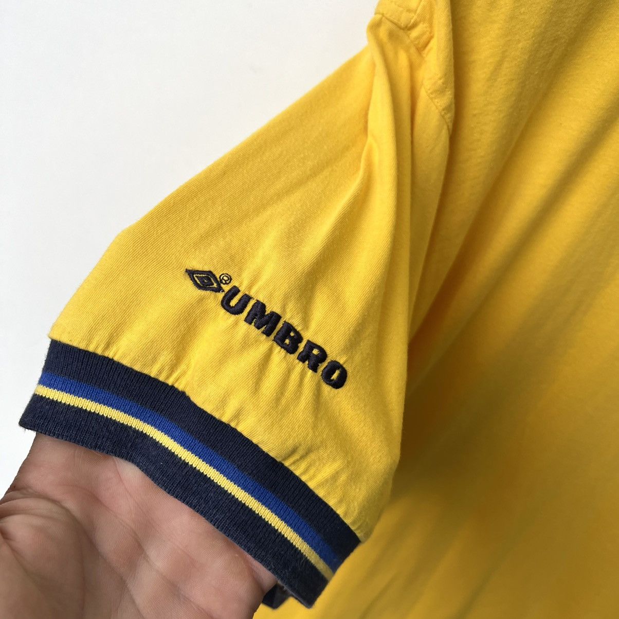 Umbro FC Chelsea Umbro vintage soccer jersey football t shirt Size US M / EU 48-50 / 2 - 7 Thumbnail
