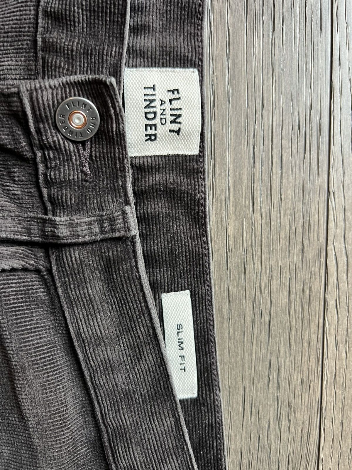 Huckberry Flint and Tinder Slim Fit Corduroy Pants Dark Brown 30x32 Size US 30 / EU 46 - 3 Thumbnail