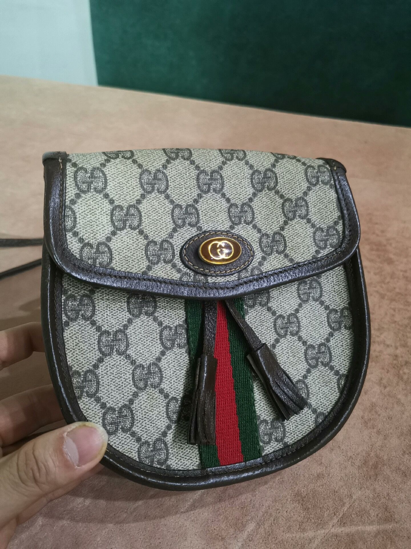 Gucci Vintage Gucci Mini Crossbody Phone Bag Size ONE SIZE - 1 Thumbnail