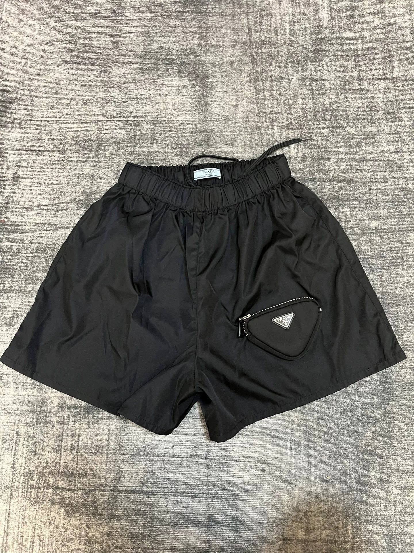 Prada Prada Nylon Shorts 38 Men Size US 38 / EU 54 - 1 Thumbnail