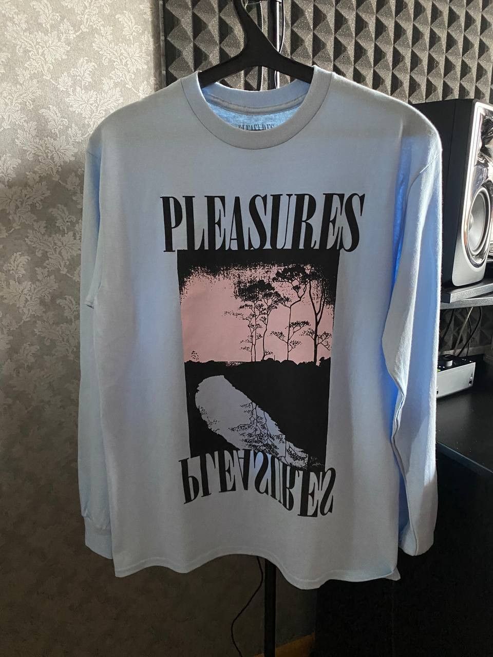 Pleasures Pleasures - River Longsleeve Size US L / EU 52-54 / 3 - 5 Thumbnail