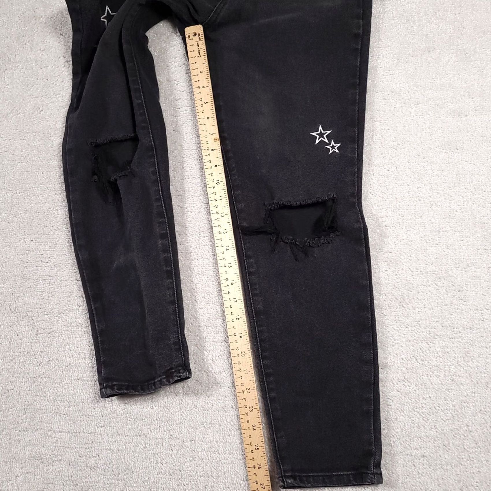 Vintage Another title: No Boundaries Distressed Ankle Jeans Womens 11 Black Star High Rise Size 32" / US 10 / IT 46 - 7 Thumbnail