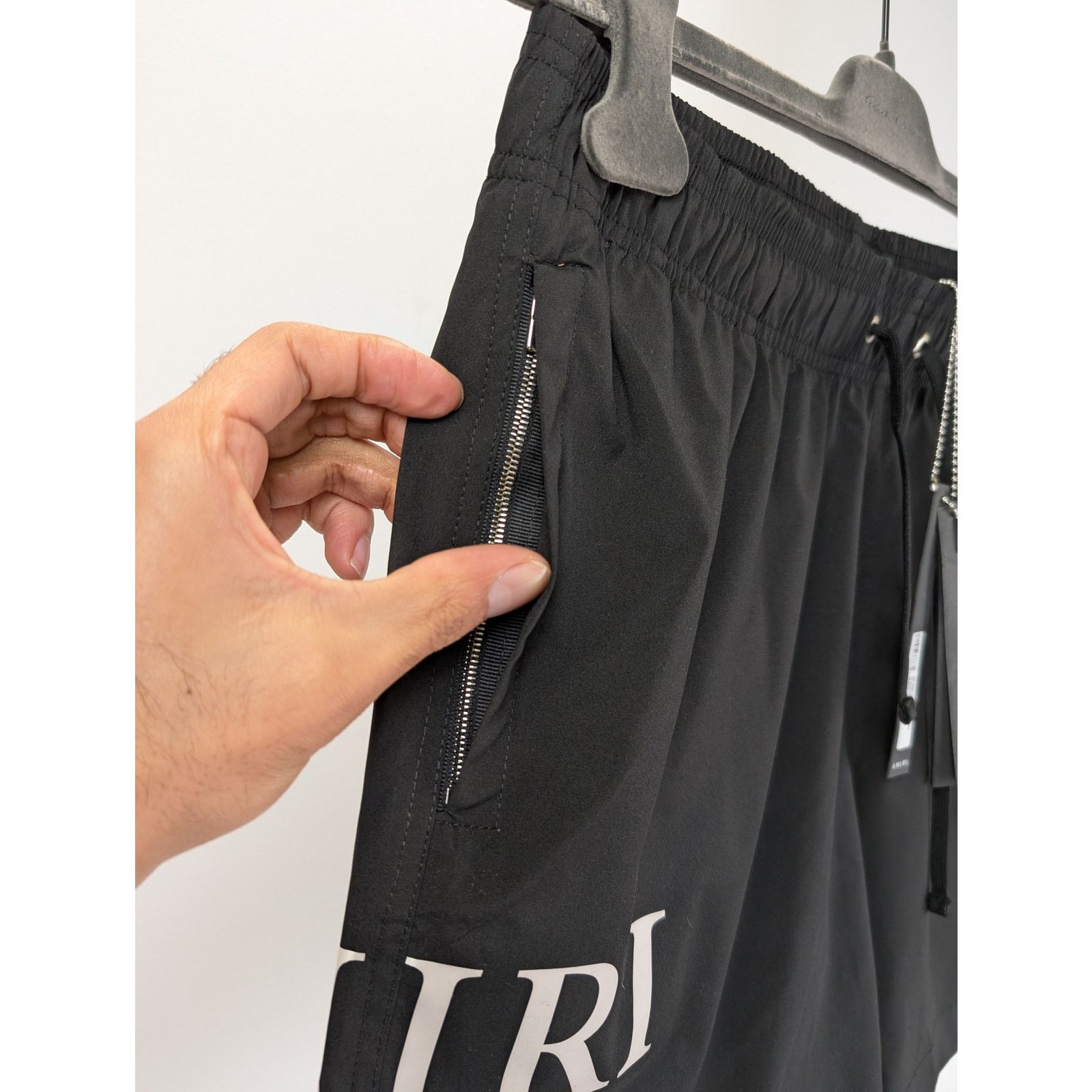 Amiri o1rshd1 Q:2 / MA Bar Logo Swimtrunk Shorts Black/Natural Size US 36 / EU 52 - 6 Thumbnail