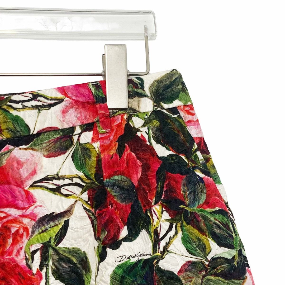 Dolce & Gabbana Dolce&Gabbana Red Embossed Rose Pants K26WX Size 27" / US 4 / IT 40 - 3 Thumbnail