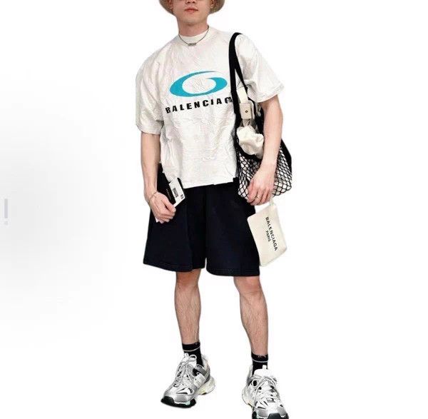 Balenciaga Balenciaga Wave Circle Logo Distressed T-shirt 3 Size US L / EU 52-54 / 3 - 8 Thumbnail
