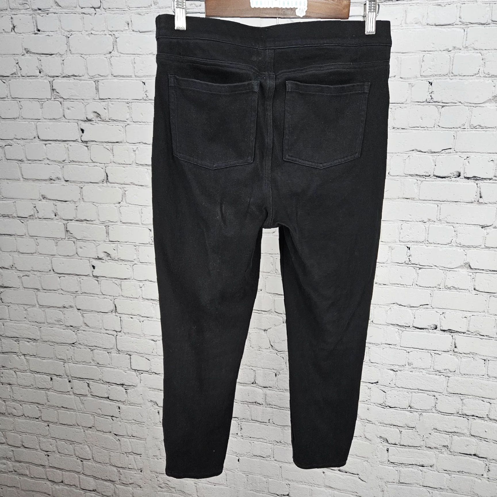 Spanx Spanx Black High Rise Slimming Stretch Cropped Jegging Leggings L Women Size 36" / US 14 / IT 50 - 2 Thumbnail