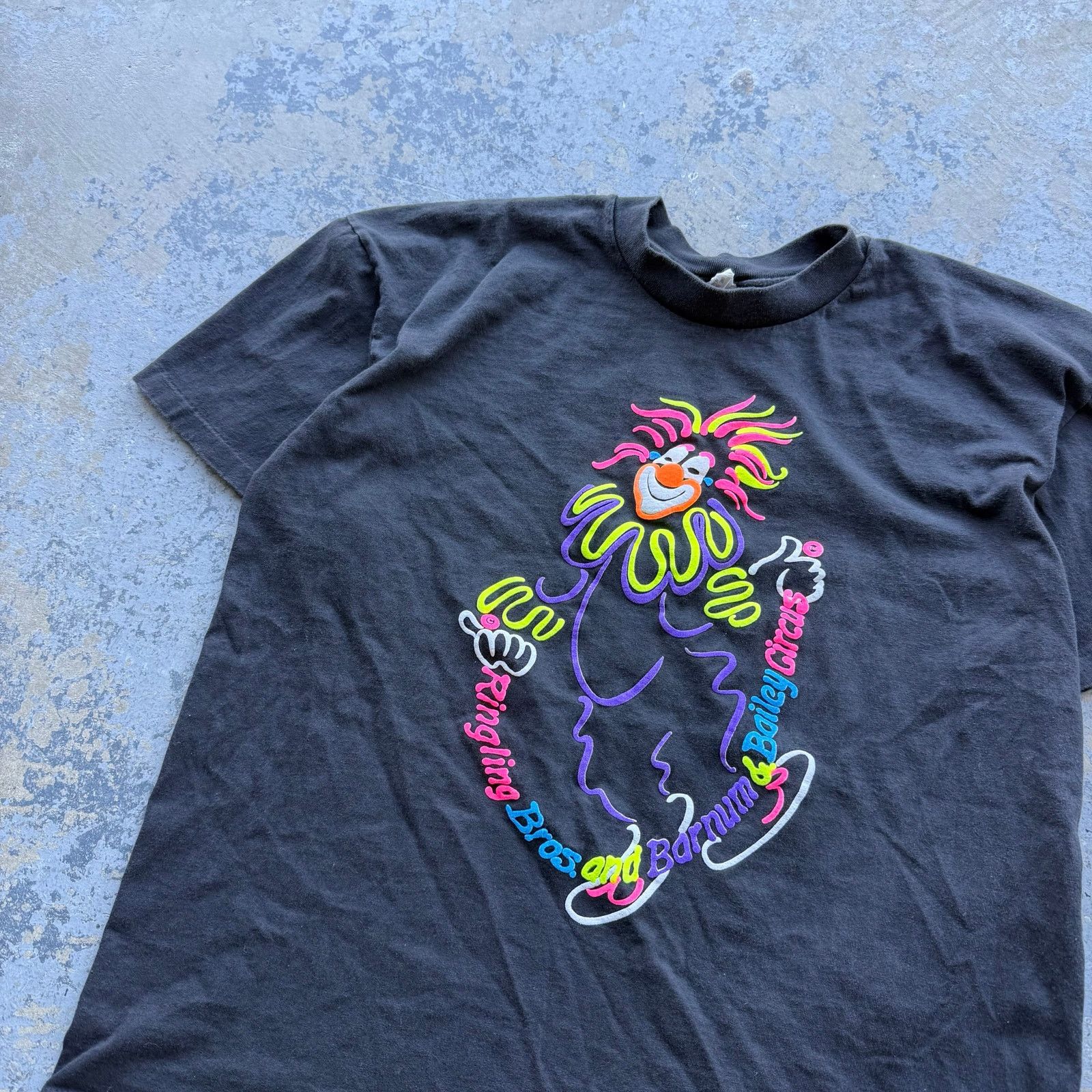 Vintage Vintage Ringling Bros And Barnum Bailey Circus Tee One Size Size US L / EU 52-54 / 3 - 2 Thumbnail
