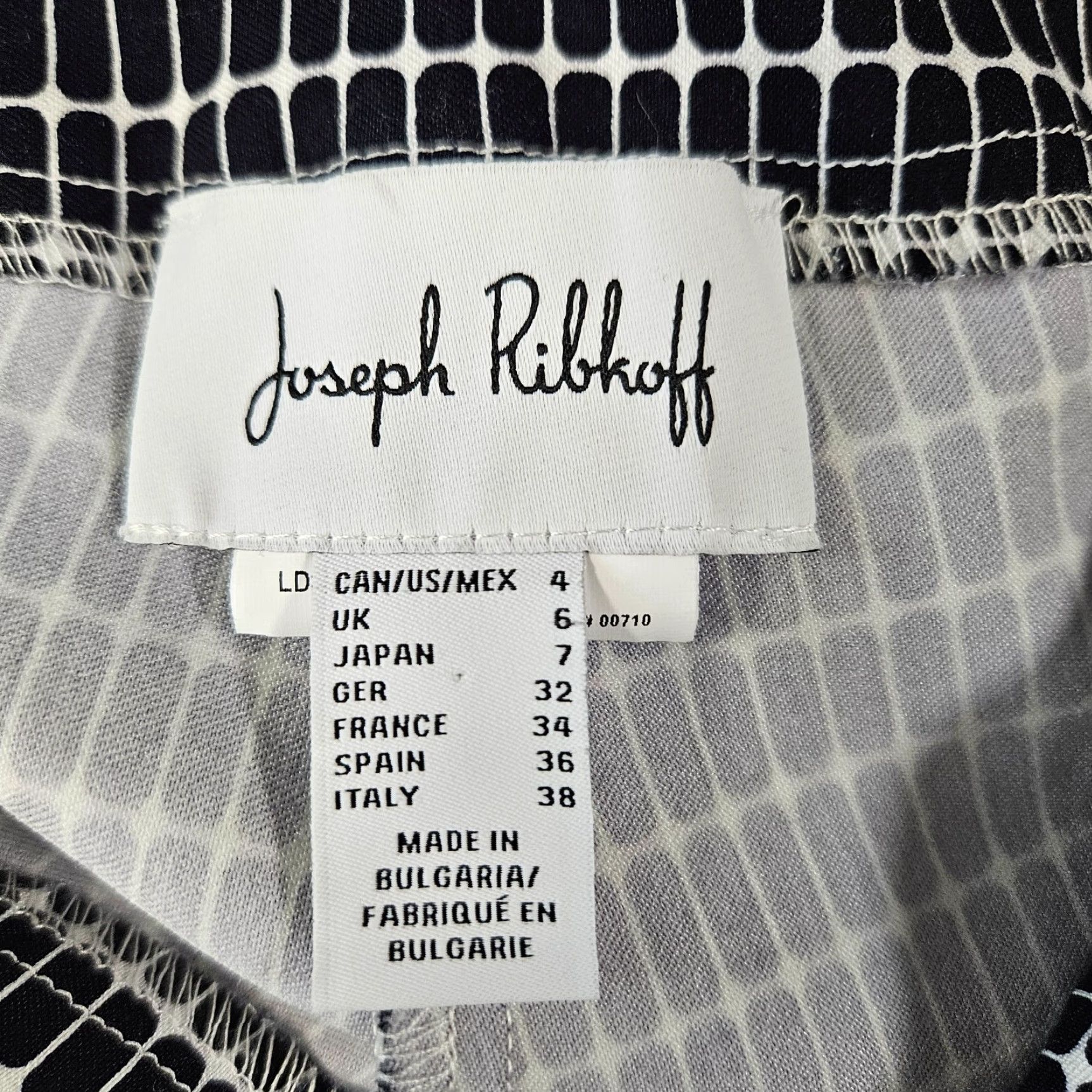 Joseph Ribkoff Joseph Ribkoff Womens Pants Sz 4 Black Printed Ankle Straight Rise 10" 27" Inseam Mid Black White Size 27" / US 4 / IT 40 - 6 Thumbnail