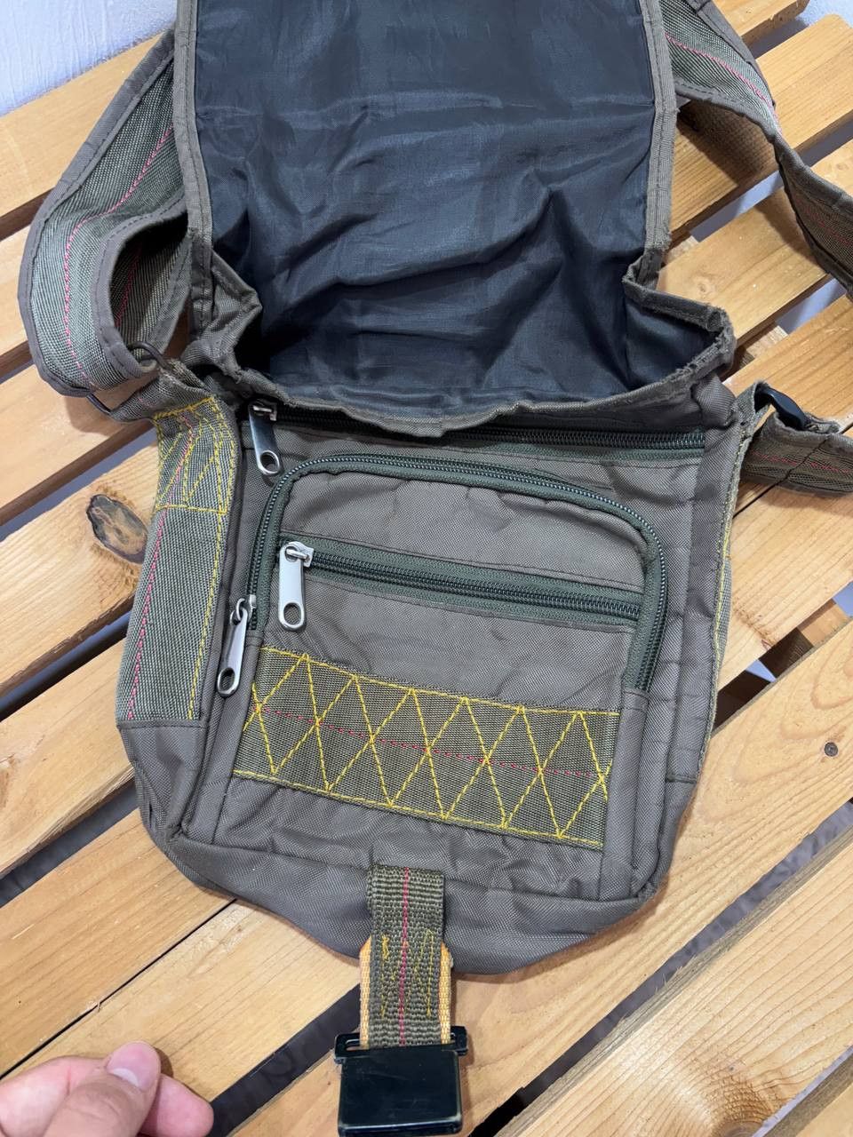 Japanese Brand Vintage Diesel style Y2K Avant Garde Distressed sling Bag Size ONE SIZE - 7 Thumbnail