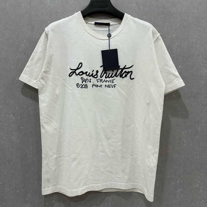 Louis Vuitton Louis Vuitton Cursive slogan short sleeve Size US XL / EU 56 / 4 - 1 Thumbnail