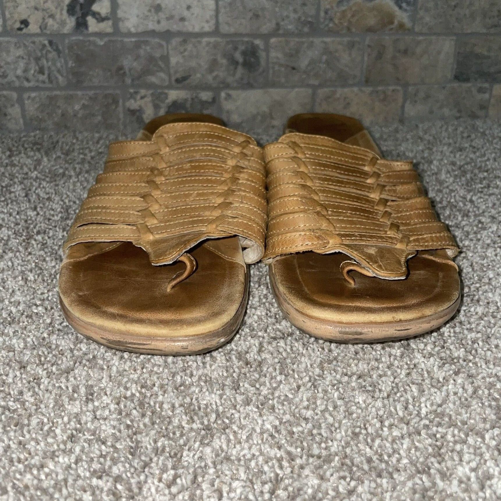Dansko VINTAGE Dansko Sandal Womens Size 6 Light Brown Leather Flip Flop Brown Women Size US 6 / IT 36 - 2 Thumbnail