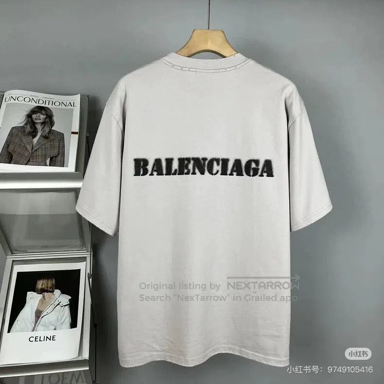 Balenciaga Balenciaga Letter Round Neck T-Shirt with Worn Effect, Siz Size US XS / EU 42 / 0 - 2 Thumbnail