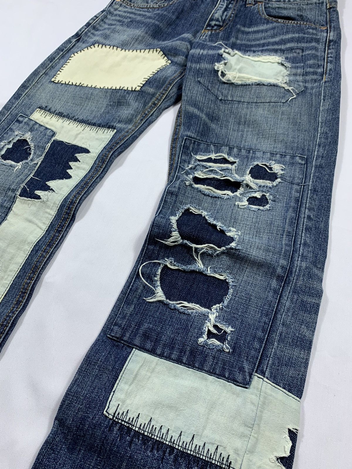 20471120 Sick Japan Distressed Patch Denim jeans Kurt Cobain Style Size US 29 - 4 Thumbnail