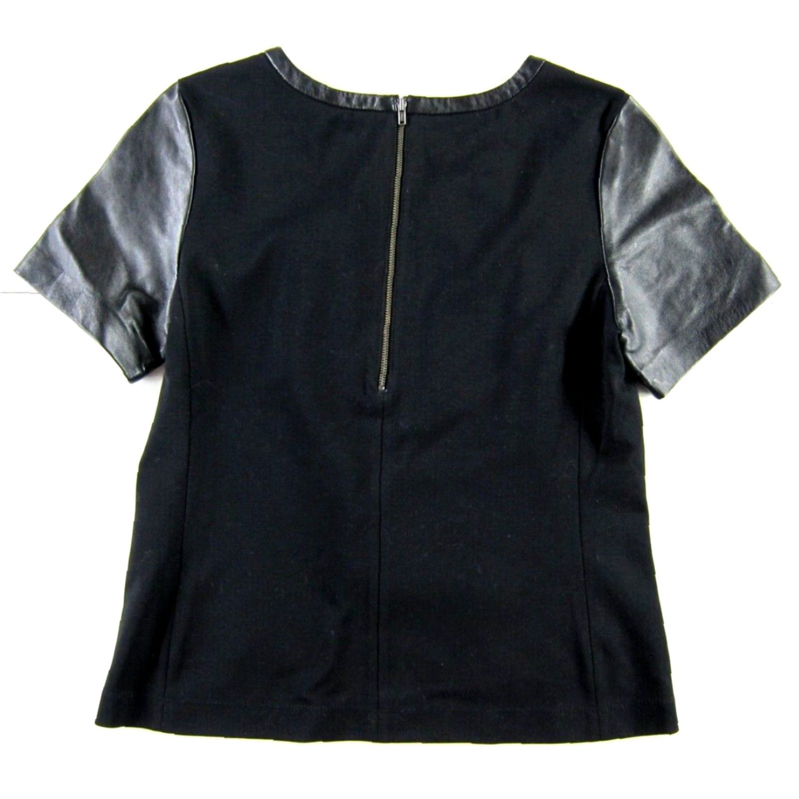 Vintage VINTAGE Halogen Blouse Shirt Women XS Leather 100% Black Stretch Zip Short Sleeve Panel Round Neck Size XS / US 0-2 / IT 36-38 - 2 Thumbnail