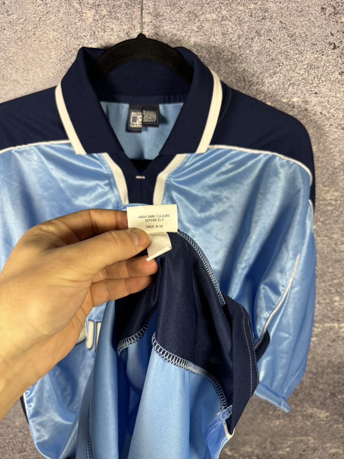 Vintage 90’s Vintage Coventry City 1999/00 Home Soccer Jersey Medium Size US XL / EU 56 / 4 - 13 Thumbnail