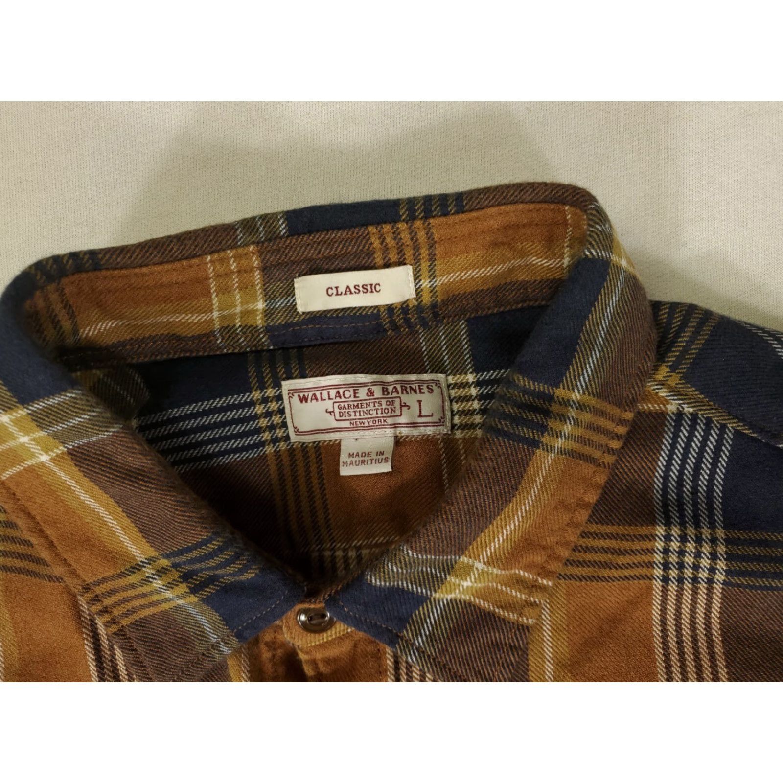 Wallace & Barnes Wallace & Barnes Plaid Flannel Button Up Shirt Blue Brown L Mens Long Sleeve Multicolor Button-Up Shirt Size US L / EU 52-54 / 3 - 2 Thumbnail