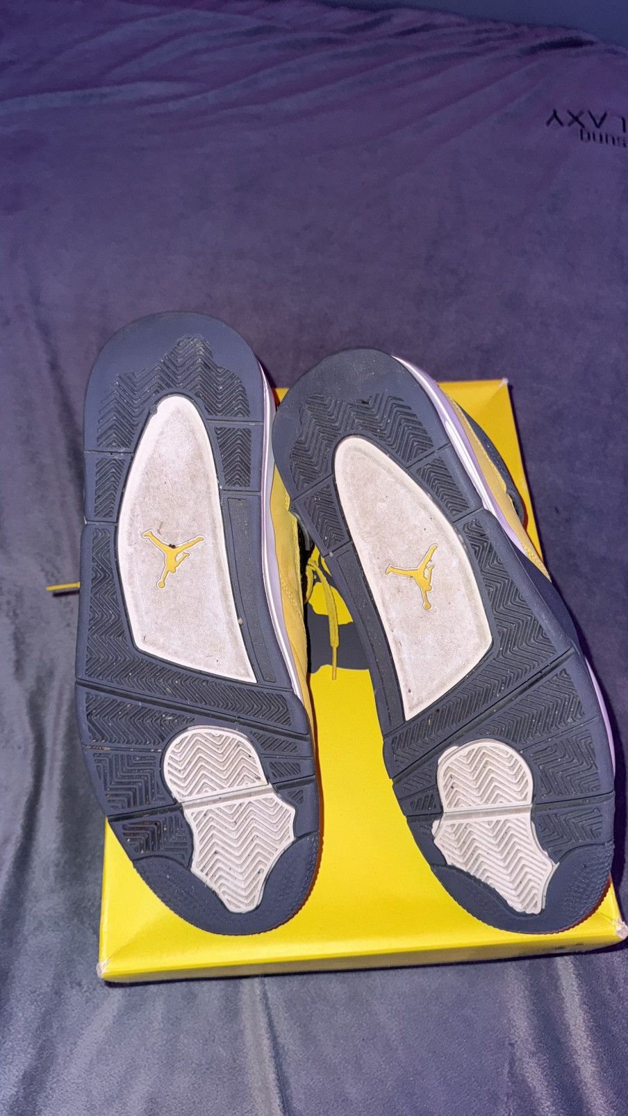 Jordan Brand Jordan 4 Lightnings Size US 12 / EU 45 - 4 Thumbnail