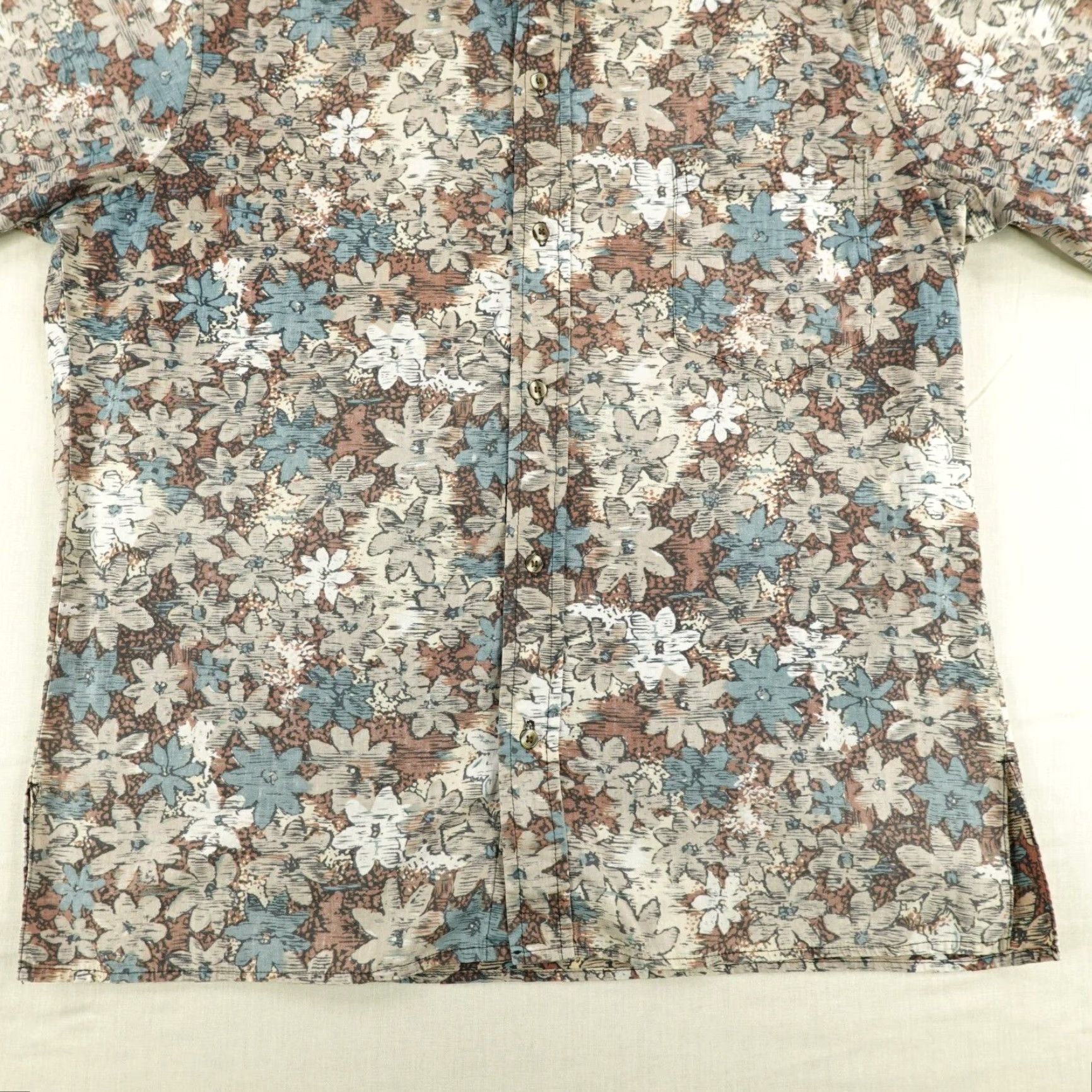 Hilo Hattie VINTAGE Hilo Hattie Shirt L Men Brown Floral Hawaiian Reverse Print Aloha Short Sleeve Button-Up Collared Pocketed L? Size US L / EU 52-54 / 3 - 4 Thumbnail