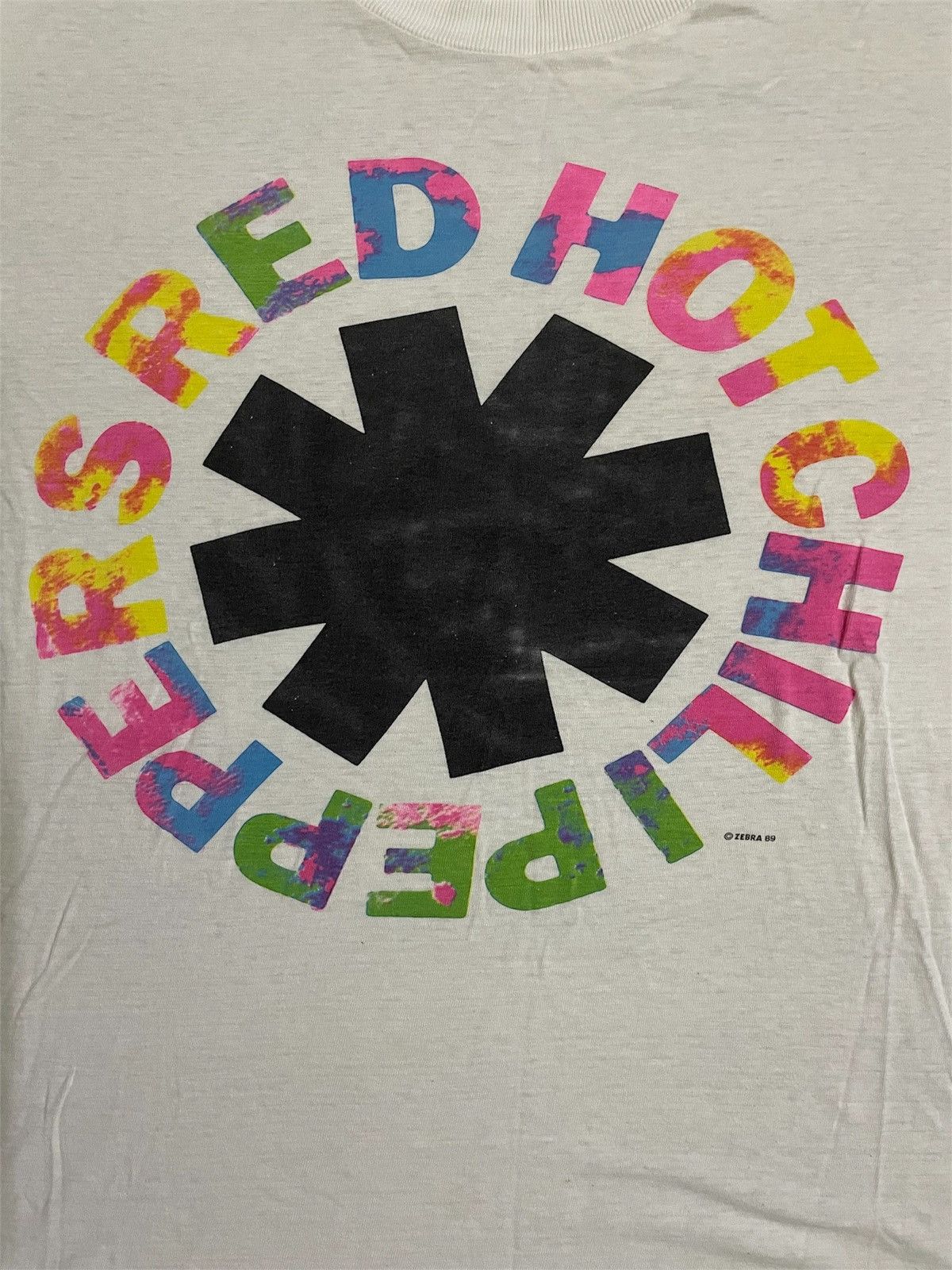 Band Tees × Vintage RARE VINTAGE RED HOT CHILLI PEPPERS 1989 PROMO TEE Size US XS / EU 42 / 0 - 2 Thumbnail
