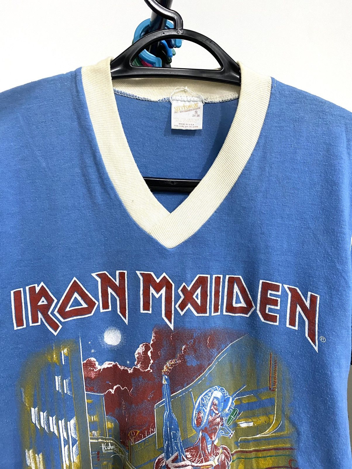 Band Tees True Vintage 1986 Iron Maiden Rock Band Shirt Size US S / EU 44-46 / 1 - 5 Thumbnail