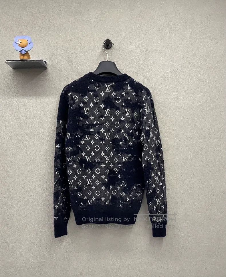 Louis Vuitton Louis Vuitton Navy Camo Sweater Size US S / EU 44-46 / 1 - 2 Thumbnail
