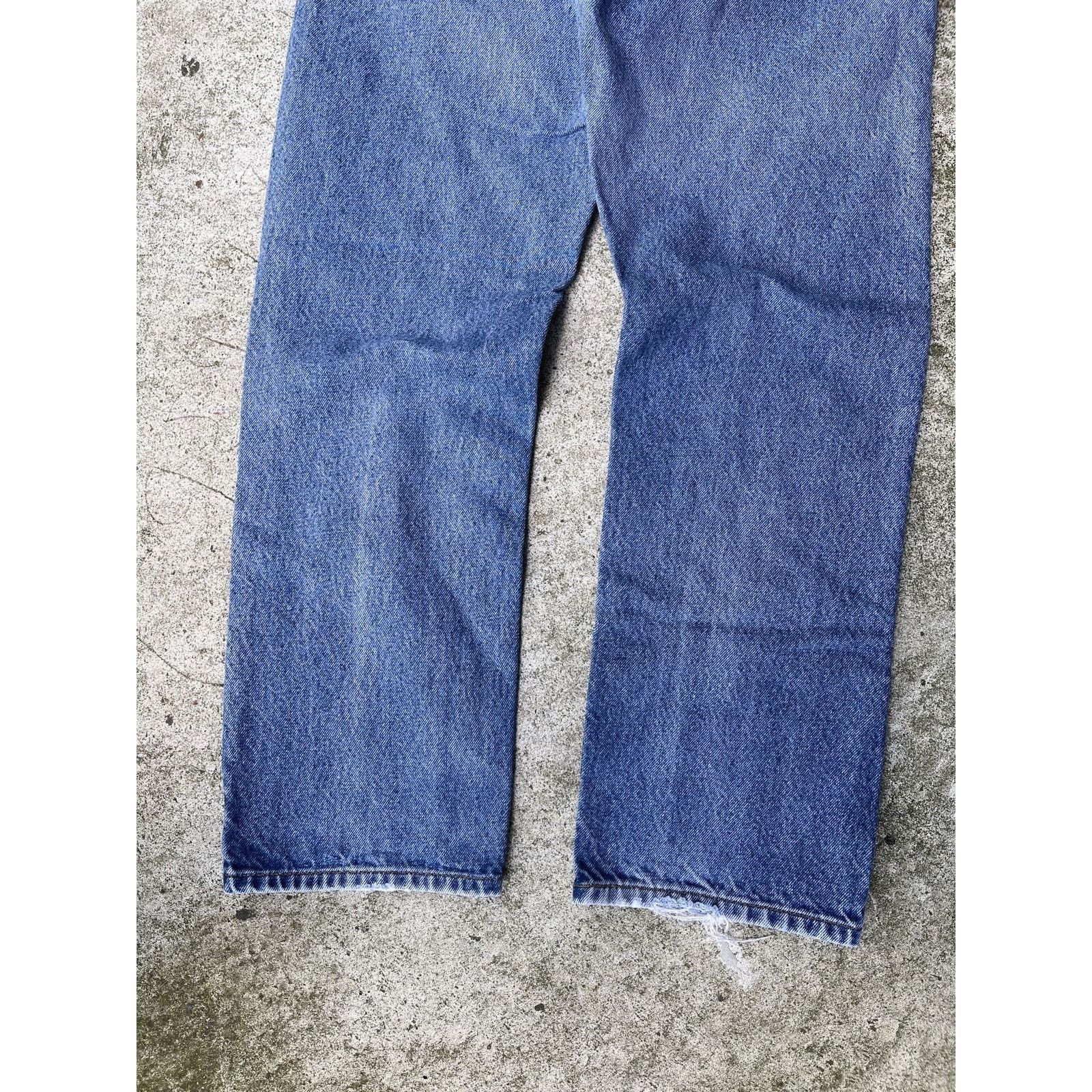 Levi's VINTAGE 90s LEVIS 505 LIGHT WASH STRAIGHT LEG DENIM JEANS Size US 35 - 11 Thumbnail
