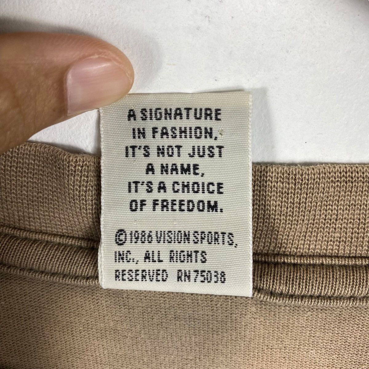 Vision Streetwear Vintage VISION STREETWEAR Universal International National Size US L / EU 52-54 / 3 - 6 Thumbnail