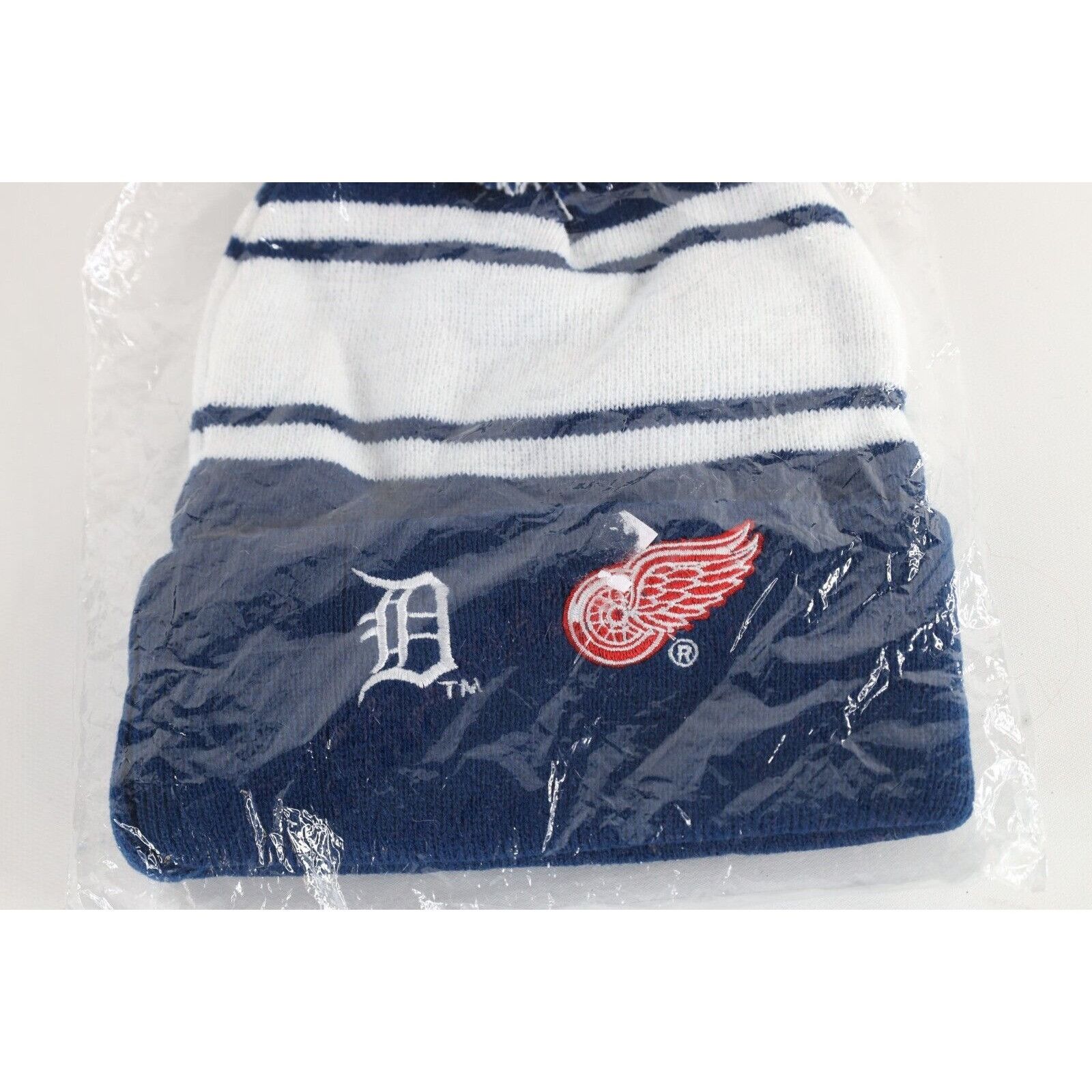 Other New Special Giveaway Detroit Tigers Detroit Red Wings Beanie Size ONE SIZE - 3 Thumbnail