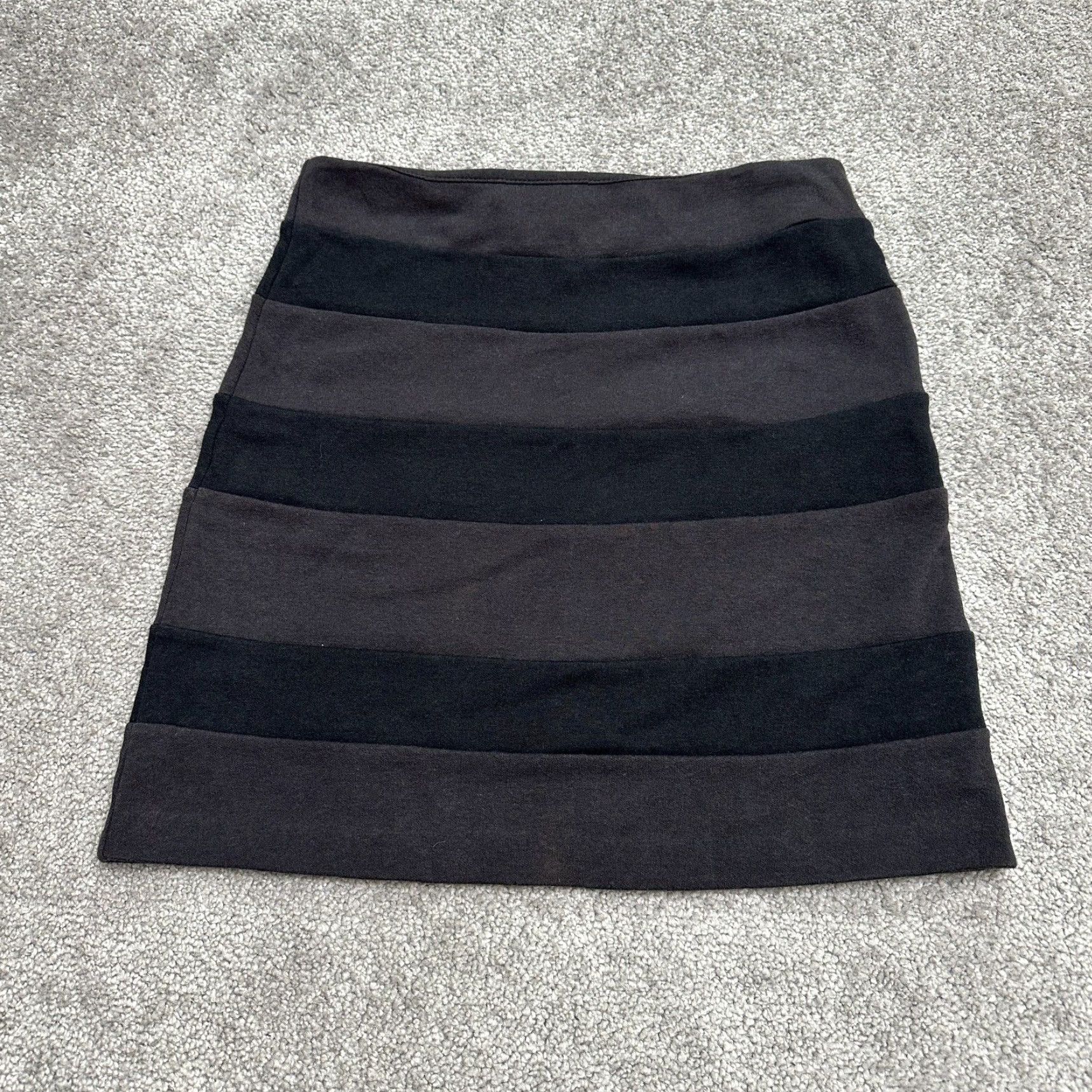 AQUA Aqua Skirt By Bloomingdale's Womens XS Black Gray Striped Pencil Stretch Size 26" / US 2 / IT 38 - 2 Thumbnail