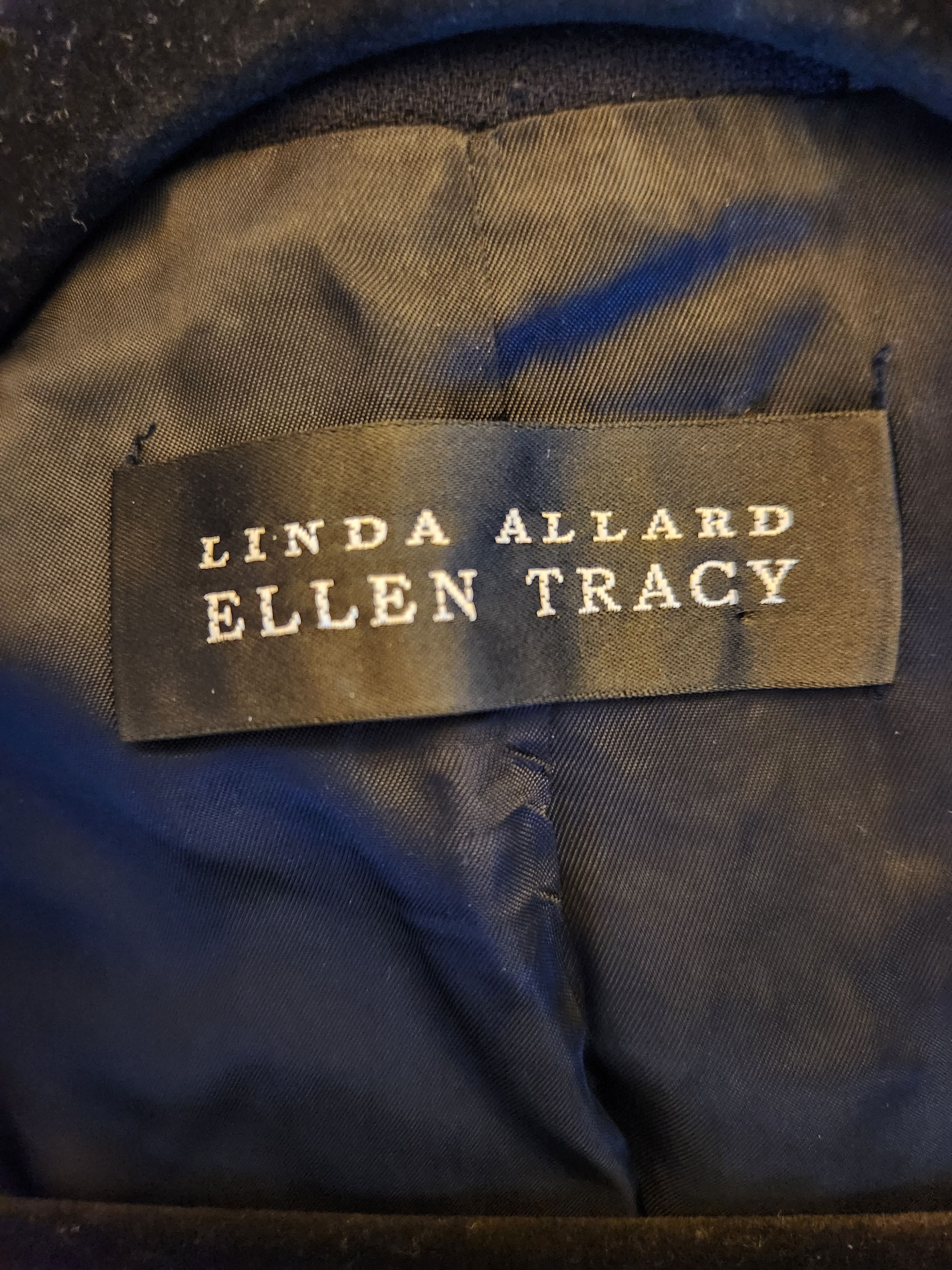 Ellen Tracy Vintage 100% Wool Navy Blue Double Breasted Blazer Size S / US 4 / IT 40 - 3 Thumbnail