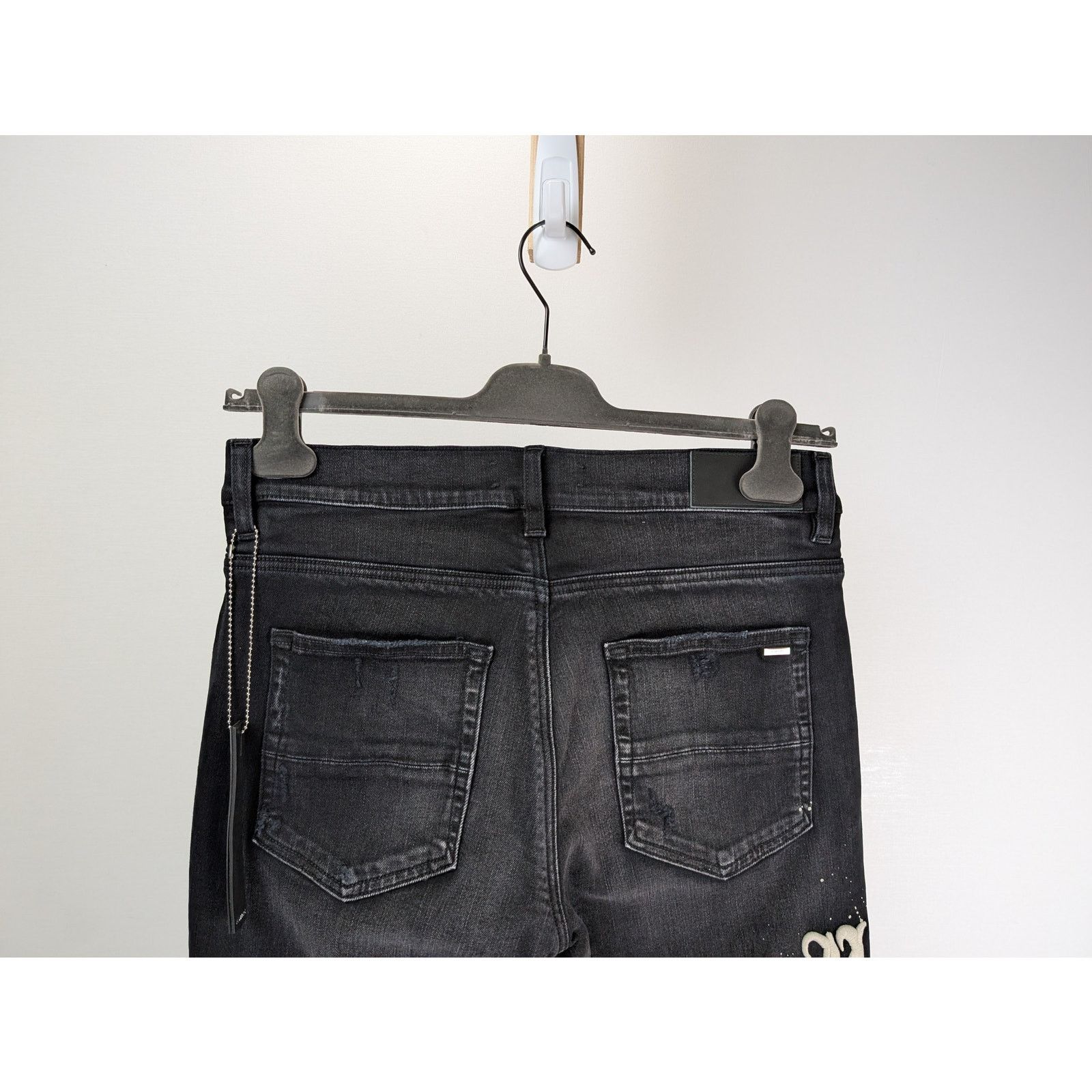 Amiri o1rshd1 Wes Lang Reaper Logo Jean in Aged Black Size US 32 / EU 48 - 10 Thumbnail