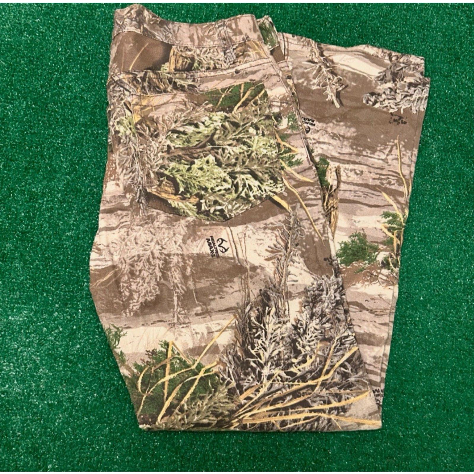 Realtree VINTAGE Realtree Real Tree Max Camo Hunter Baggy Skater Grunge Jeans Mens Sz 32 32x30 Camouflage Wide-Leg Men Size US 32 / EU 48 - 5 Thumbnail