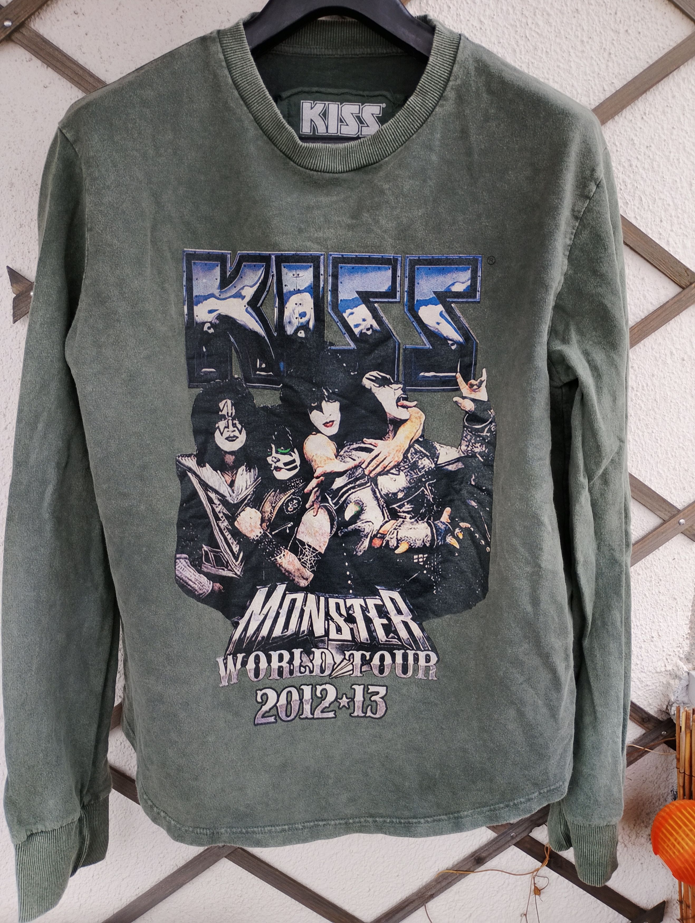Band Tees Kiss Monster World Tour 2012-13 Sweatshirt 2017 sz L Size US L / EU 52-54 / 3 - 2 Thumbnail