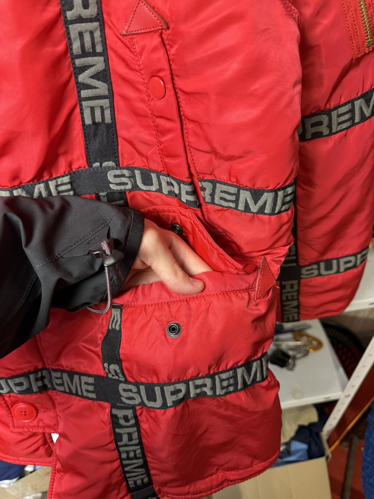 Supreme 2018 Supreme Logo Tape N-3B Parka Jacket Size US M / EU 48-50 / 2 - 8 Thumbnail