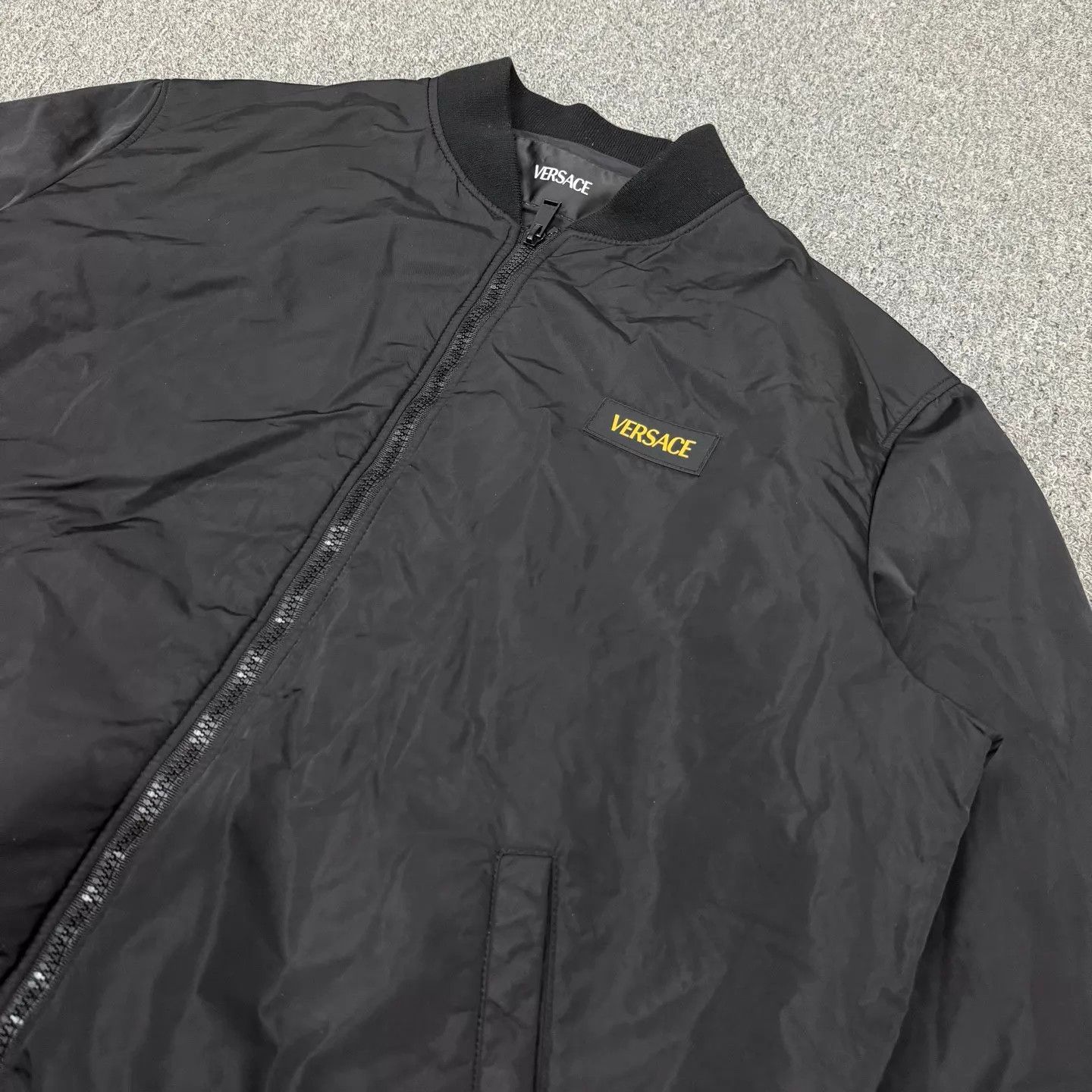 Versace Versace blk Medusa embroidery cotton jkt 52 99 new Size US L / EU 52-54 / 3 - 3 Thumbnail