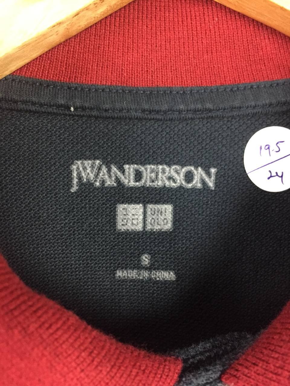 JW Anderson × Uniqlo J.W.Anderson x Uniqlo Contrast Collar Casual Polo Tee Size US S / EU 44-46 / 1 - 7 Thumbnail