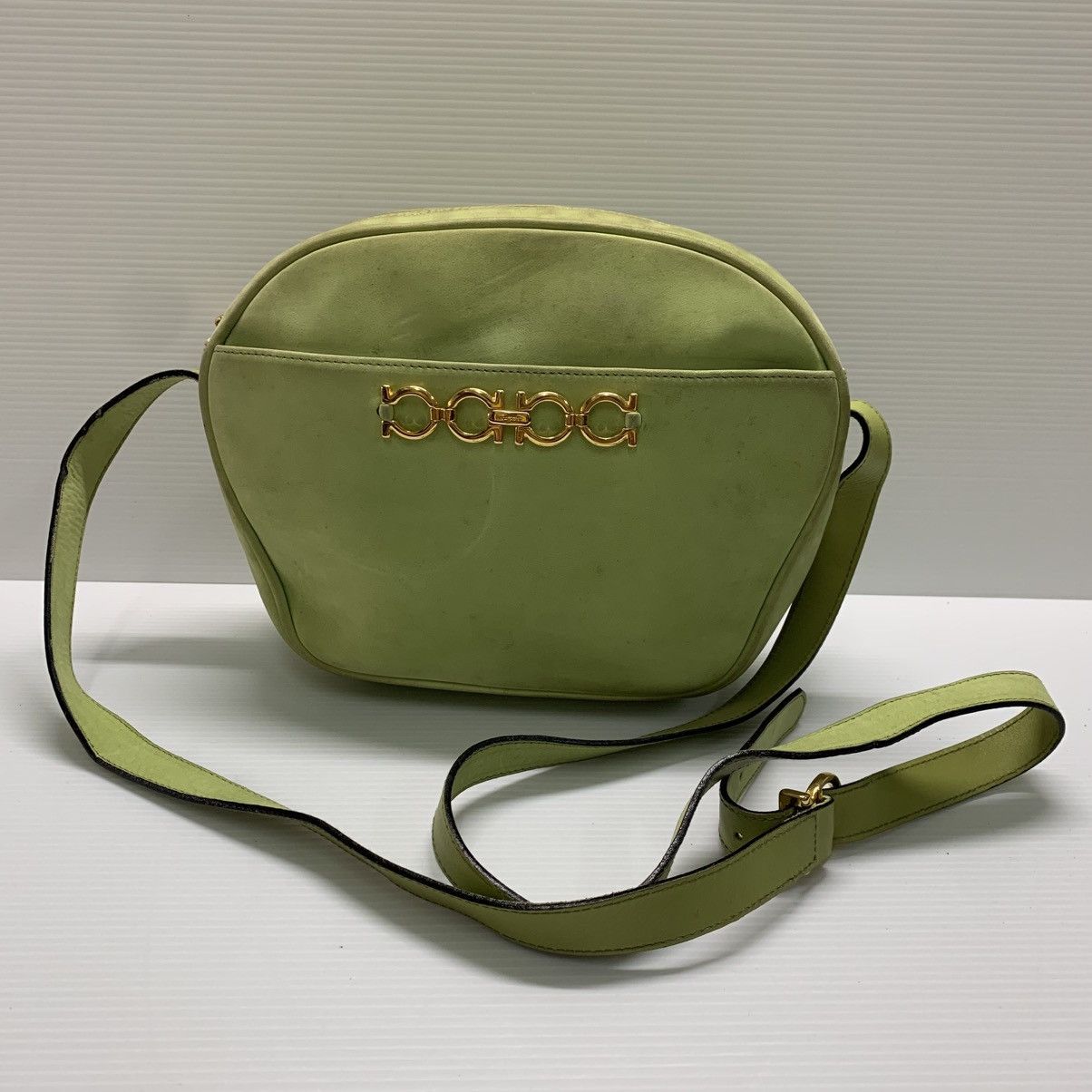 Salvatore Ferragamo Salvatore Ferragamo Leather Slingbag Size ONE SIZE - 2 Thumbnail