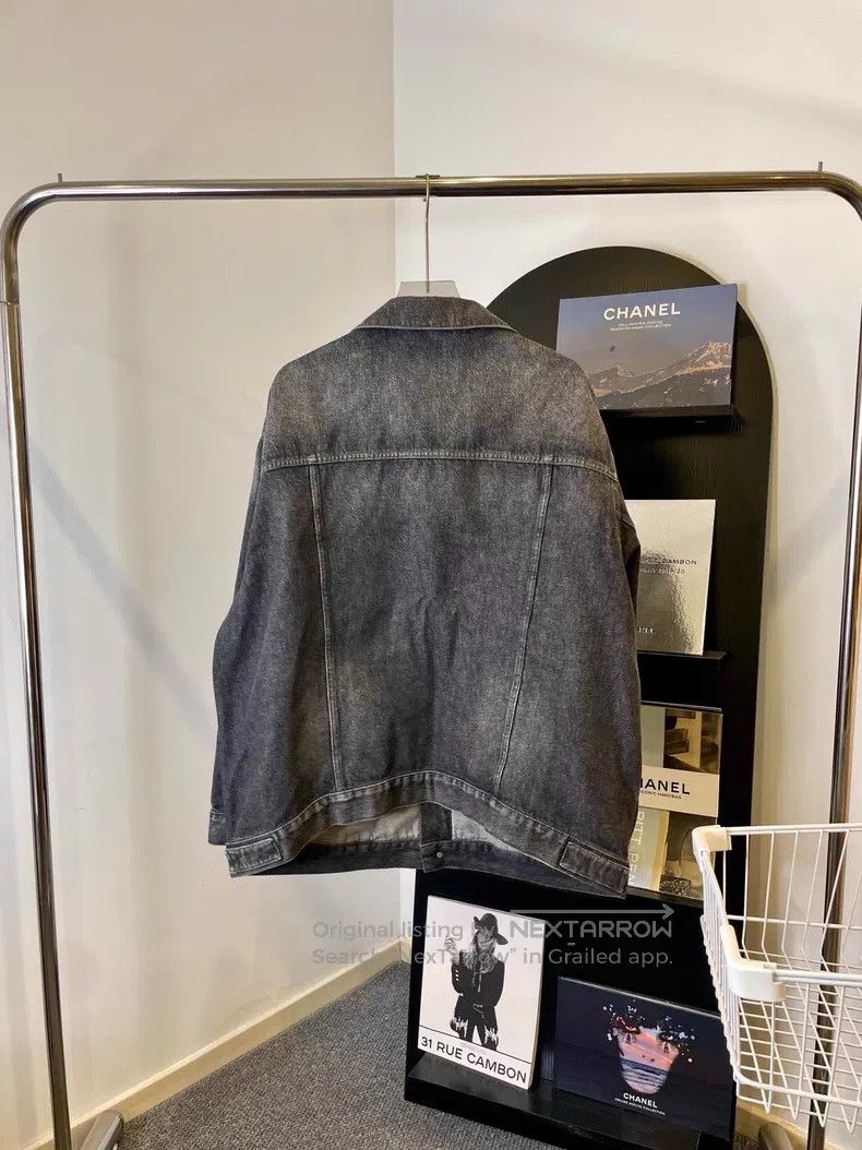 Balenciaga Balenciaga Solid Color Lapel Long Sleeve Denim Jacket Size XS / US 0-2 / IT 36-38 - 2 Thumbnail