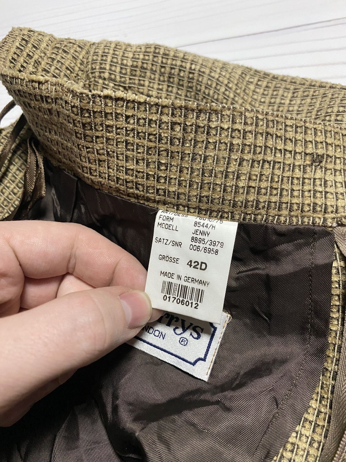 Burberry × Vintage Vintage Burberry’s of London viscose y2k mid skirt Size 28" / US 6 / IT 42 - 5 Thumbnail
