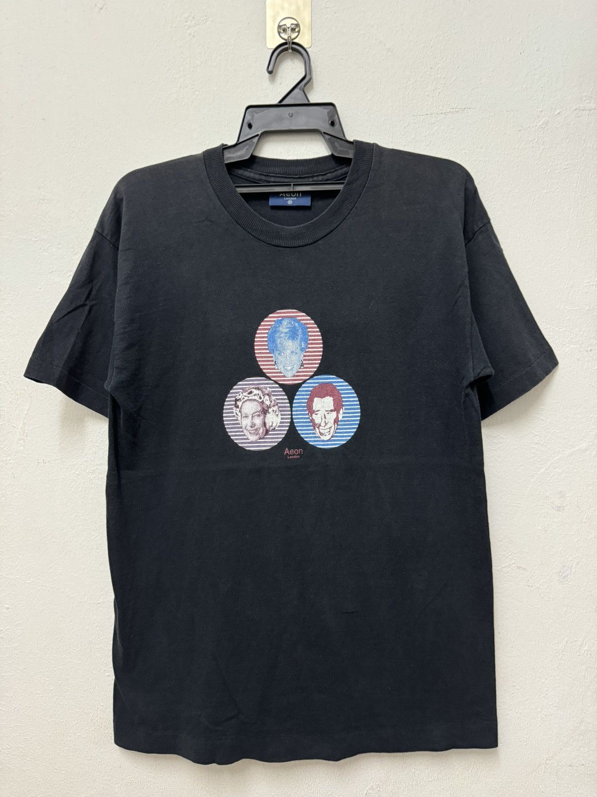 Vintage Vintage 90’s Aeon London Princess Diana Tee Size US M / EU 48-50 / 2 - 1 Thumbnail