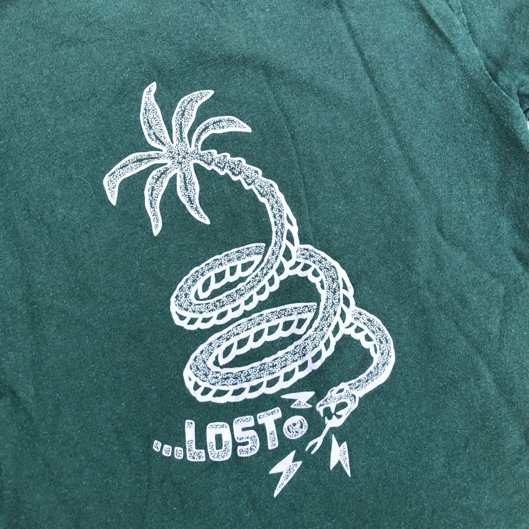 Vintage LOST ENTERPRISES Tropical Snake T Shirt Men's SMALL Green Crew Short Sleeve Shirts Size US S / EU 44-46 / 1 - 4 Thumbnail