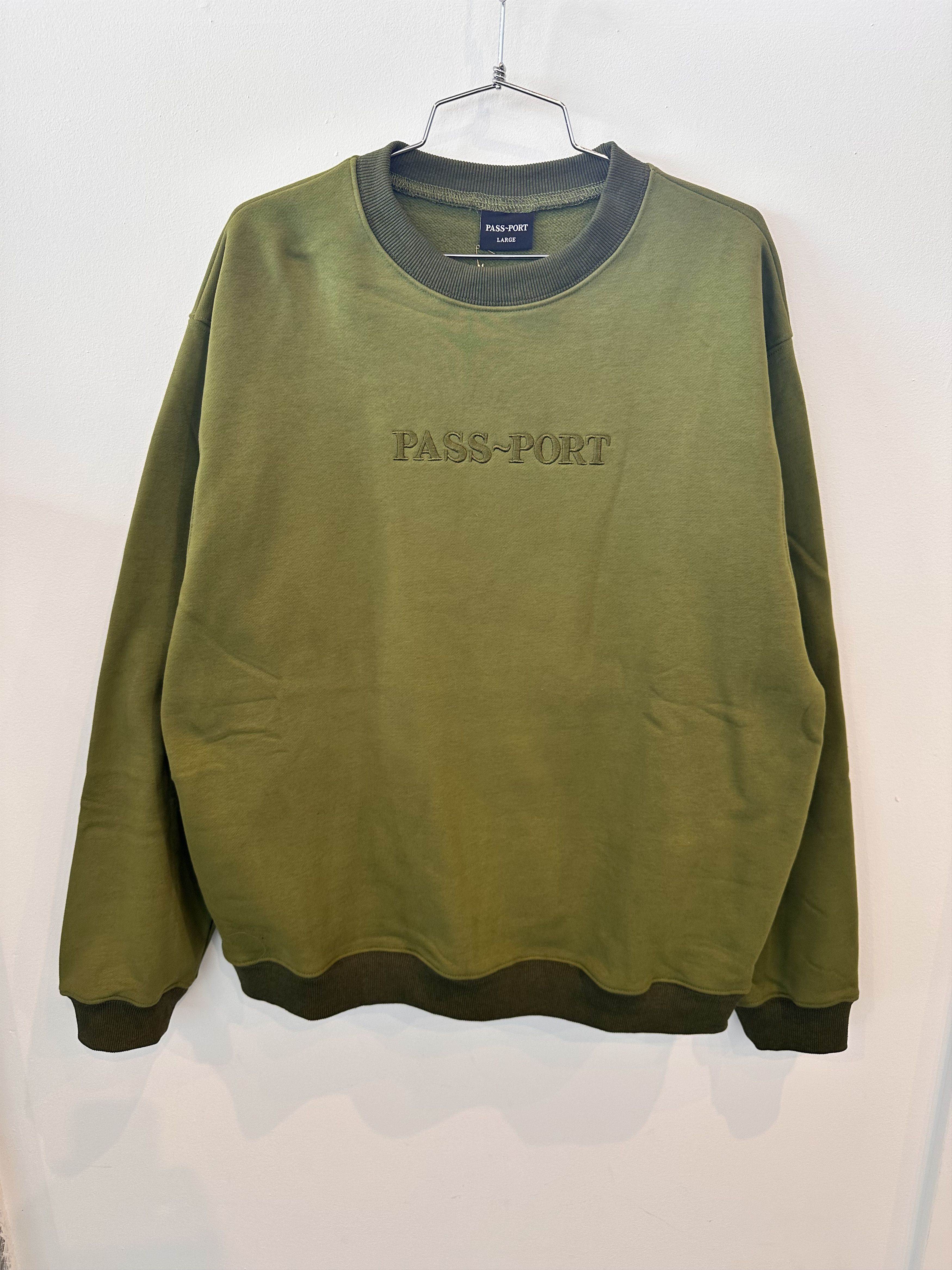 Passport PASS~PORT Official Organic Crewneck Fleece size L Size US L / EU 52-54 / 3 - 3 Thumbnail
